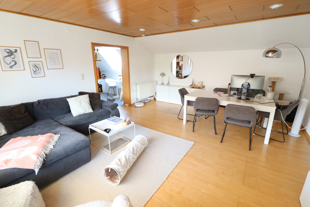 Wohnzimmer DG