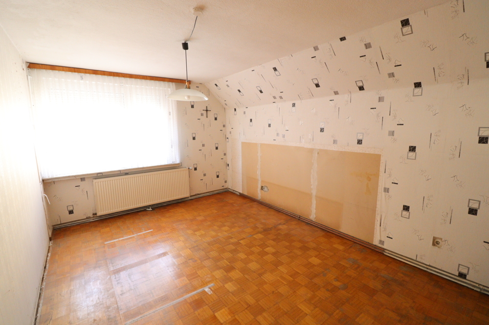 Schlafzimmer II (OG) (2)