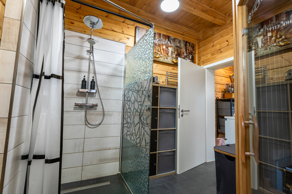 EG Dusche Sauna